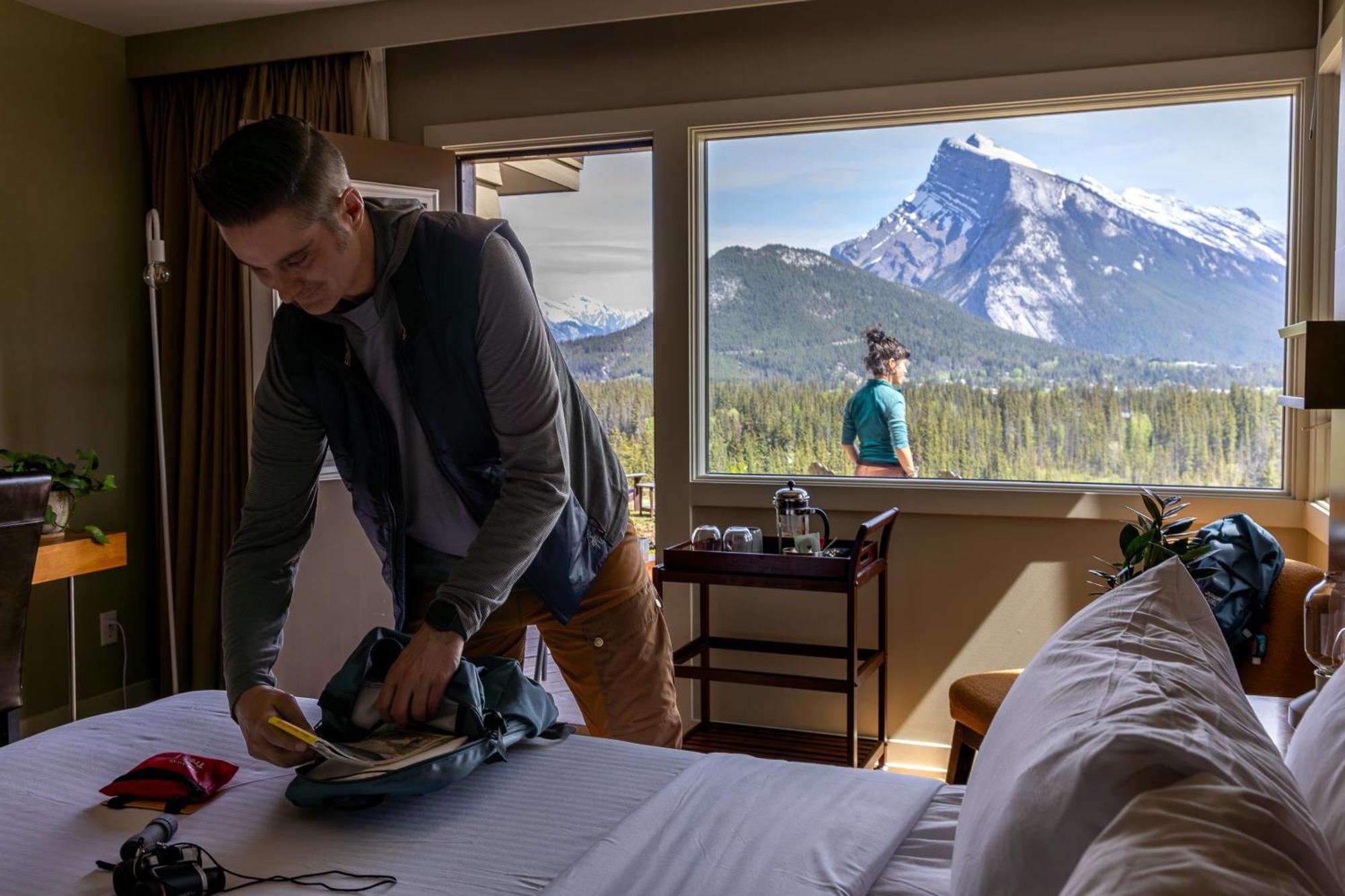 The Juniper Hotel & Bistro Banff Esterno foto